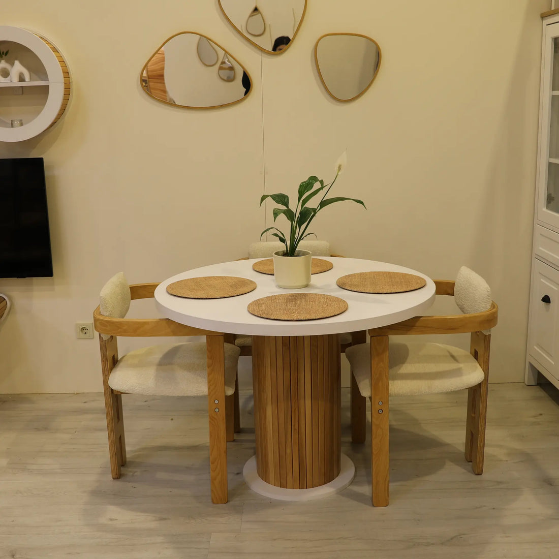 4 Kişilik İskandinav Beyaz Renkli Sandalye Setli Yuvarlak Yemek Masası, Bohem Stil (4 Sandalye Dahil)